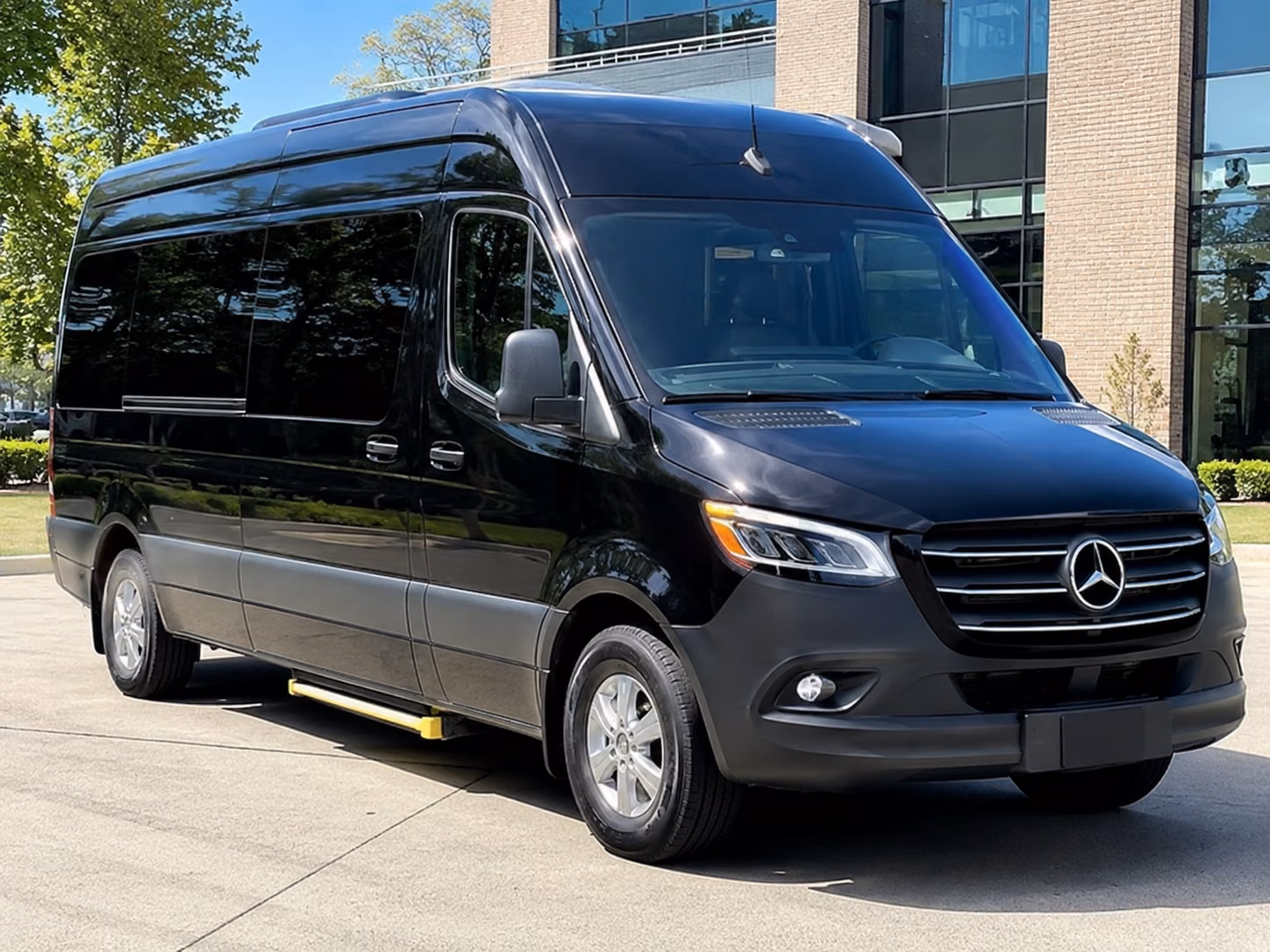 15 passenger sprinter van