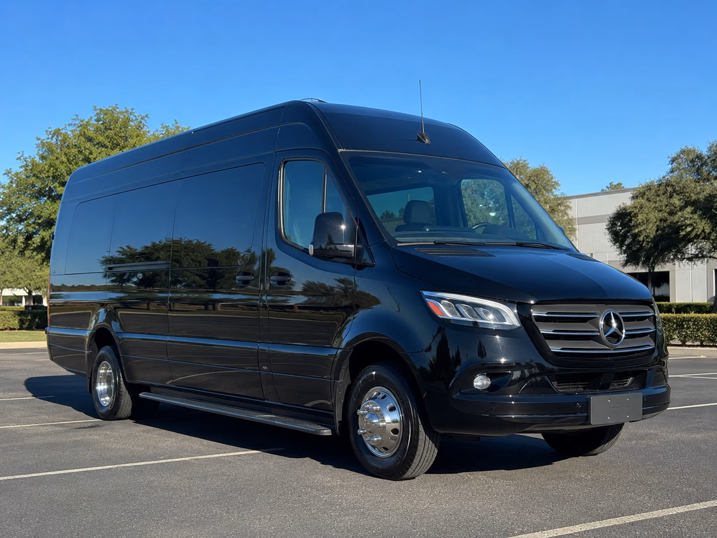 find the perfect transportation for your next wine tour 4